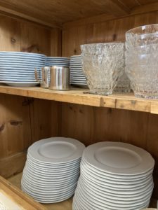 vaisselle vintage pour location de salle