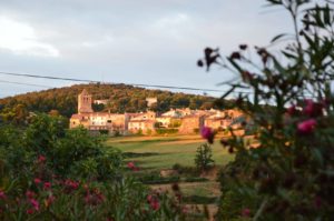 se réveiller face au village de Oms